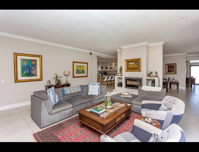 4 BEDROOM HOUSE FOR SALE IN SAGEWOOD